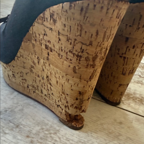 Loubiton Denim cork platforms - with a sad story! - Picture 9 of 16